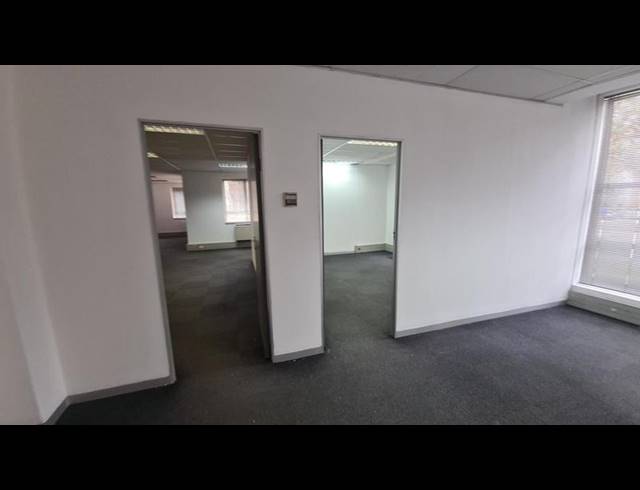 BUSINESS PROPERTY TO RENT IN FAERIE GLEN